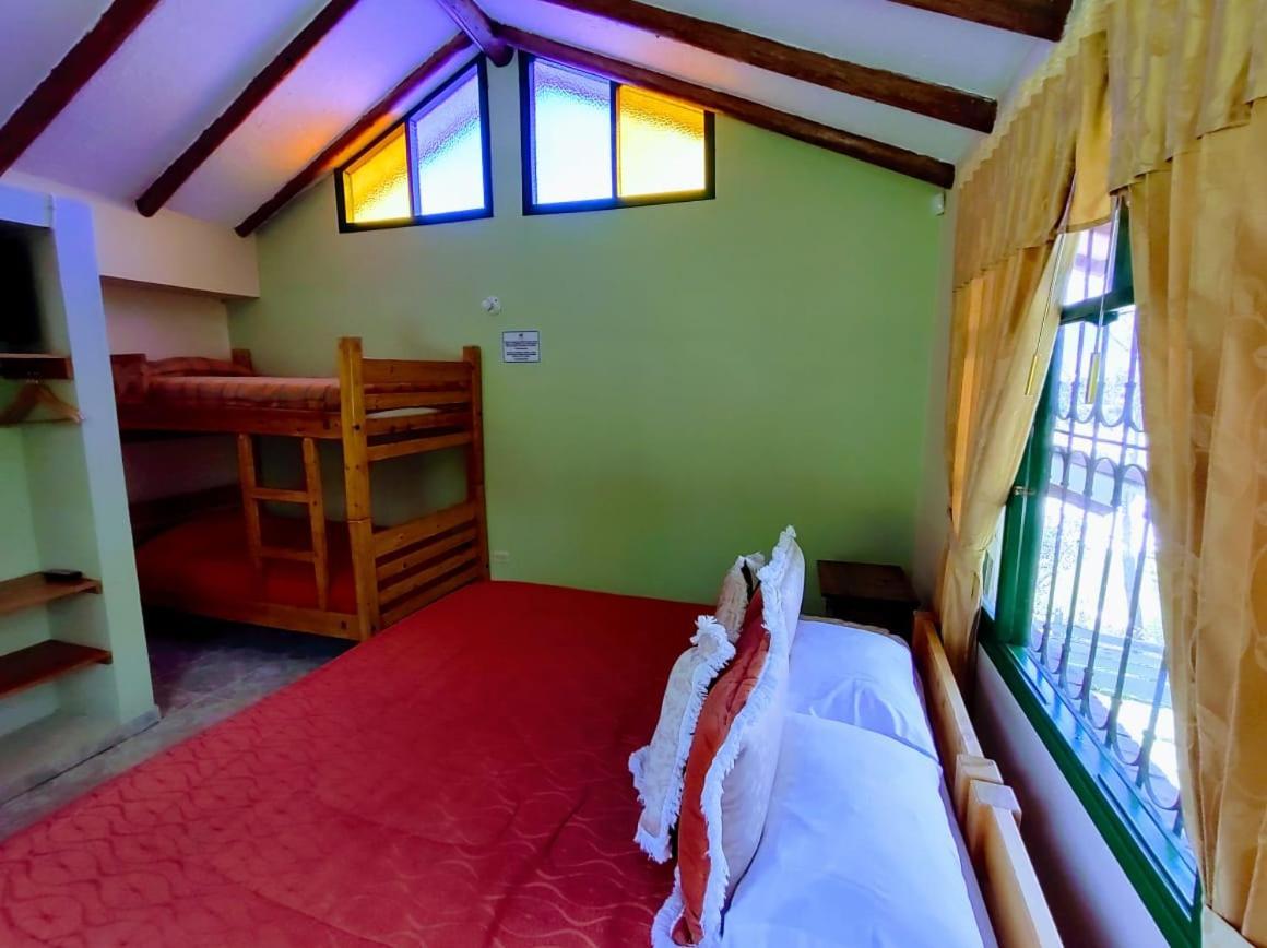 Hotel Cabanas San Cayetano Paipa Extérieur photo