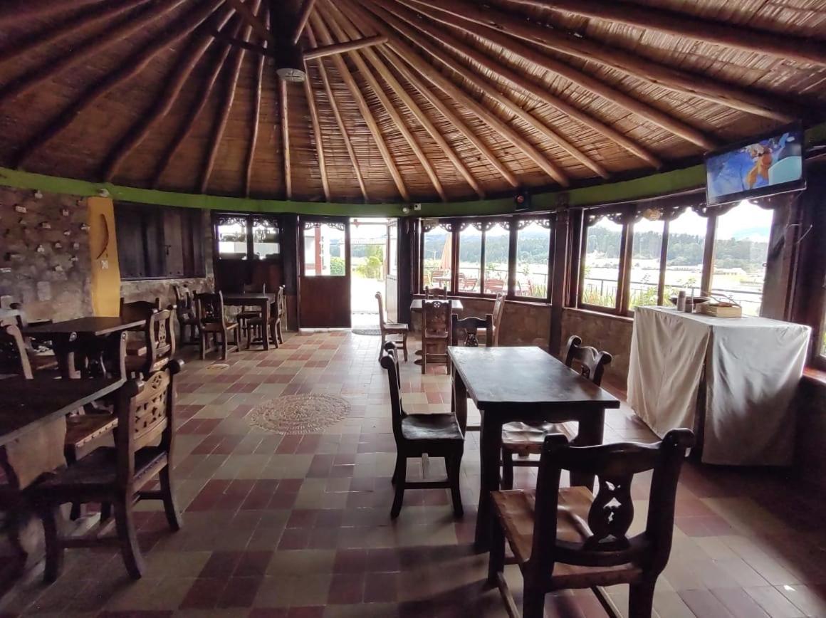 Hotel Cabanas San Cayetano Paipa Extérieur photo