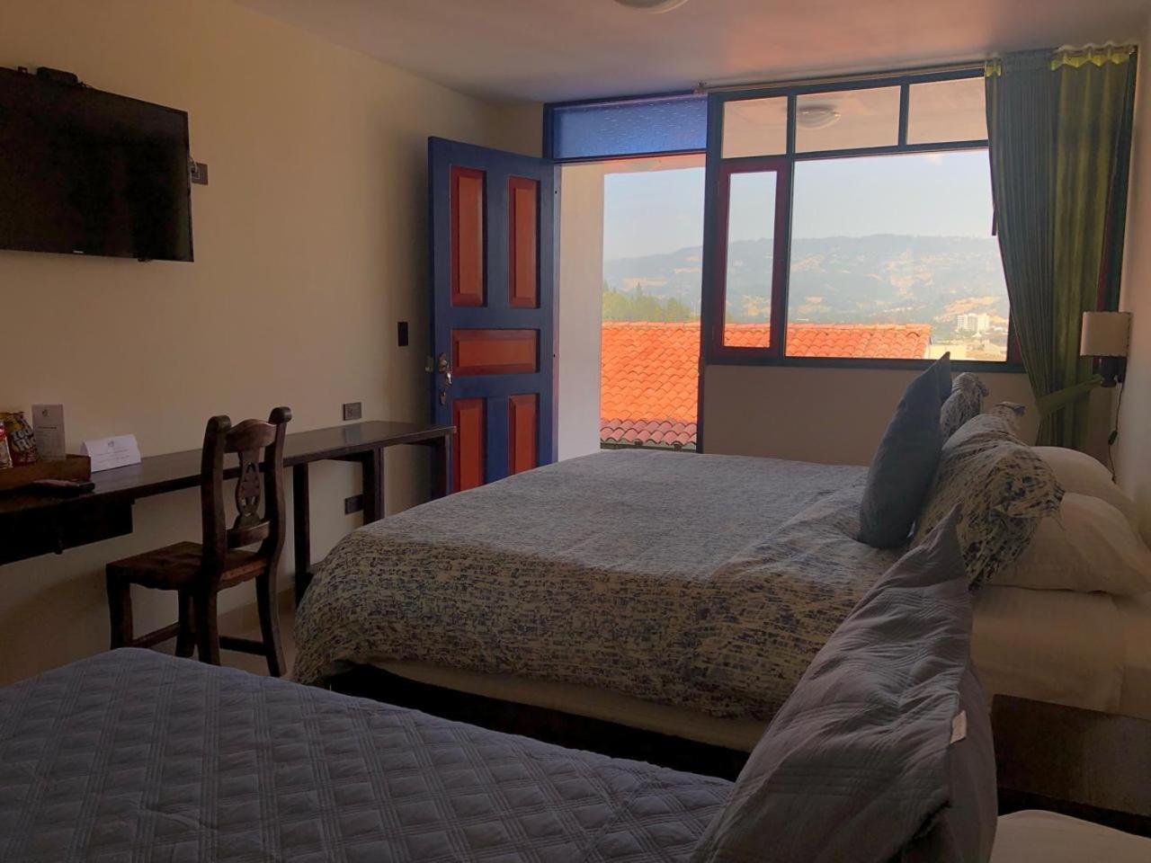 Hotel Cabanas San Cayetano Paipa Extérieur photo