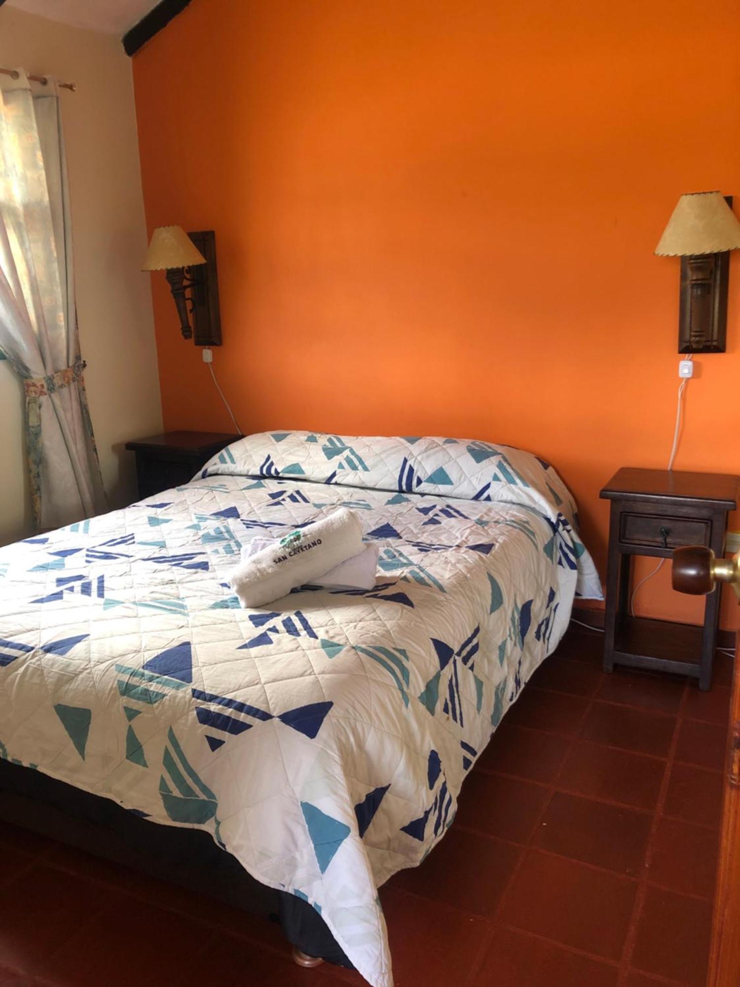 Hotel Cabanas San Cayetano Paipa Extérieur photo