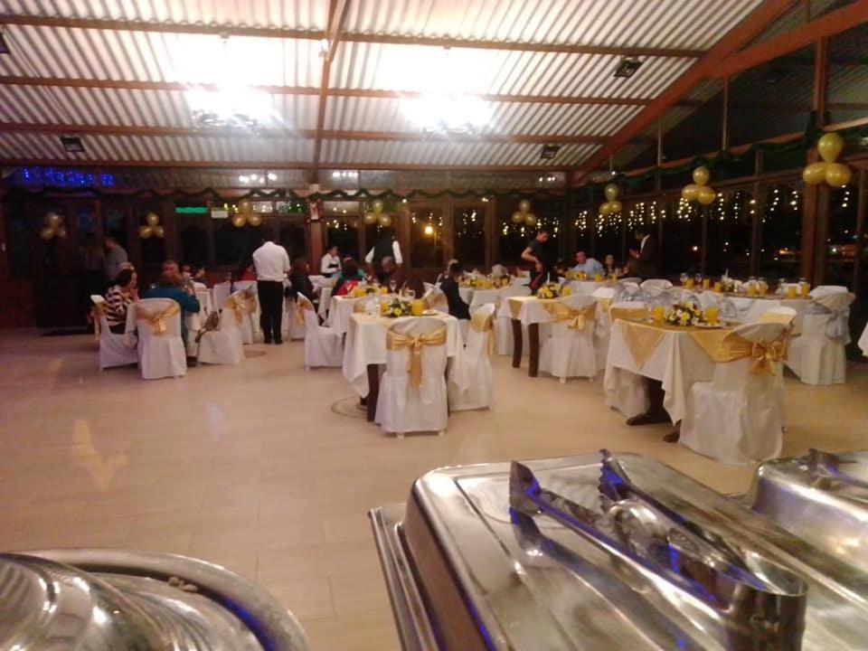 Hotel Cabanas San Cayetano Paipa Extérieur photo